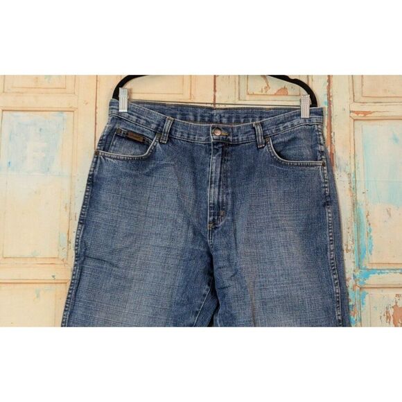 Wrangler Mens 36x32 Blue Denim Jeans Cotton Pockets Button Zip Solid Mid Rise - Picture 3 of 8